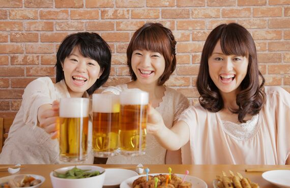 新宿にあるバルはランチタイムにもこだわりのコースを提供しております